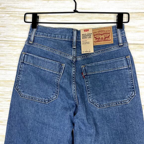 Levi's NWT Mile High Cropped Wide Leg Jeans - Picture 6 of 9